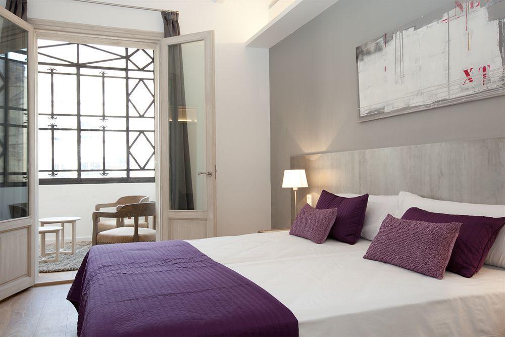 Rent Near Plaza De Catalunya Apartment
